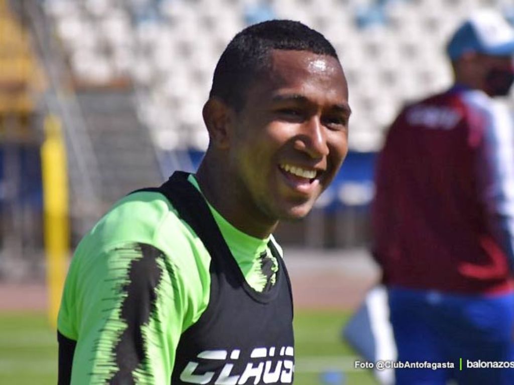 Luis Guerra aterriza en Kazajistán y jugará con el Tobol Kostanay la Conference League